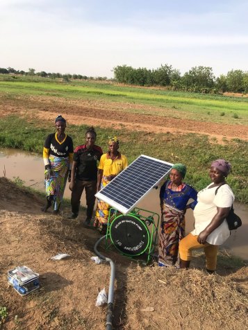 Hoop uit de zon: de kracht van een zonne-waterpomp